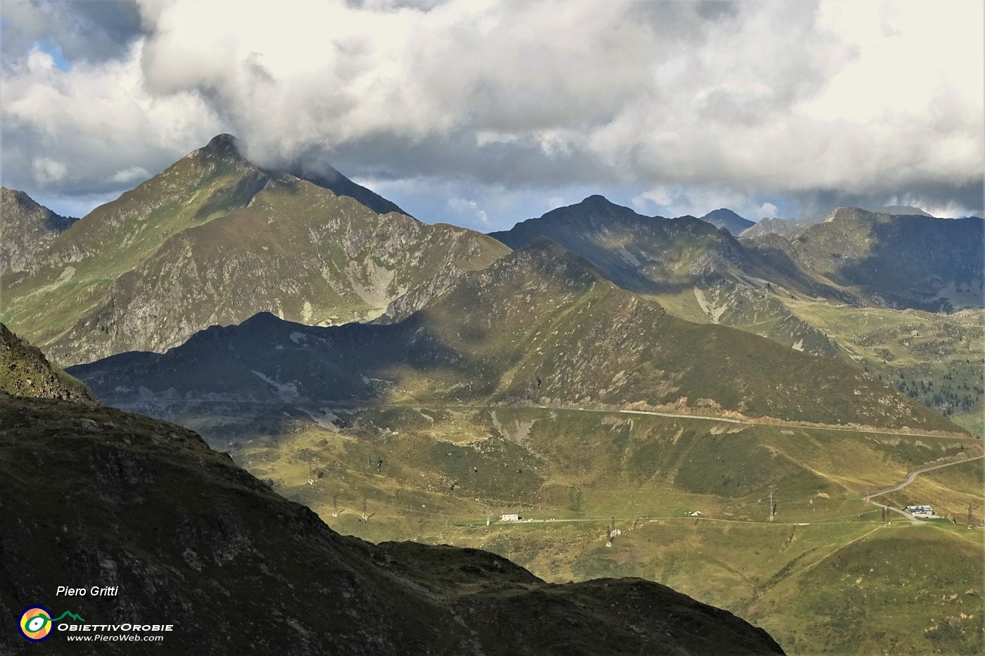 85 Zoom verso Ca' San Marco con Pizzo Segade e Fioraro.JPG